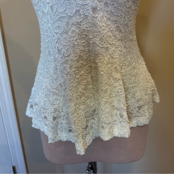 Windsor White Lace Peplum Sleeveless Deep V Top Tagged Large Fits Small - Picture 4 of 7